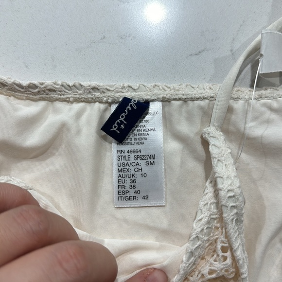 Bathing suit - Picture 3 of 6